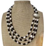 17-19 inches 3 Rows 9-10mm Black Facet Crystal & White Baroque Pearl Necklace