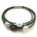 7.5 inches 5 Rows Dark Green Leather 9-10mm Natural Oval Pearl Bracelet
