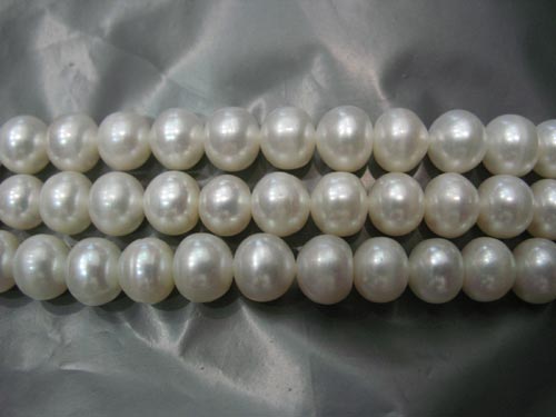 16 inches 11-12mm White Button Pearls Loose Strand