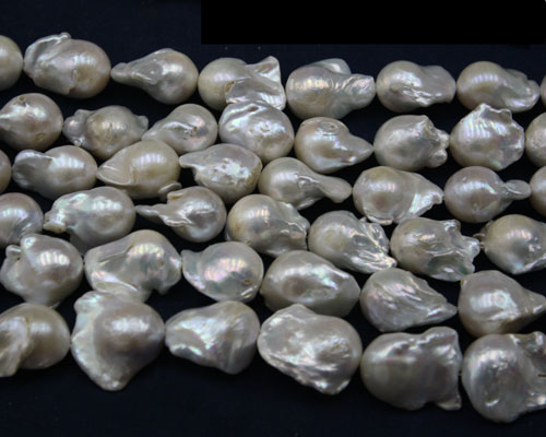 16 inches 15-22mm White Baroque Pearls Loose Strand