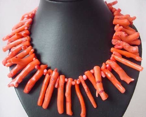 17 inches 8-40mm Pink Branch Shaped Natural Coral Necklace