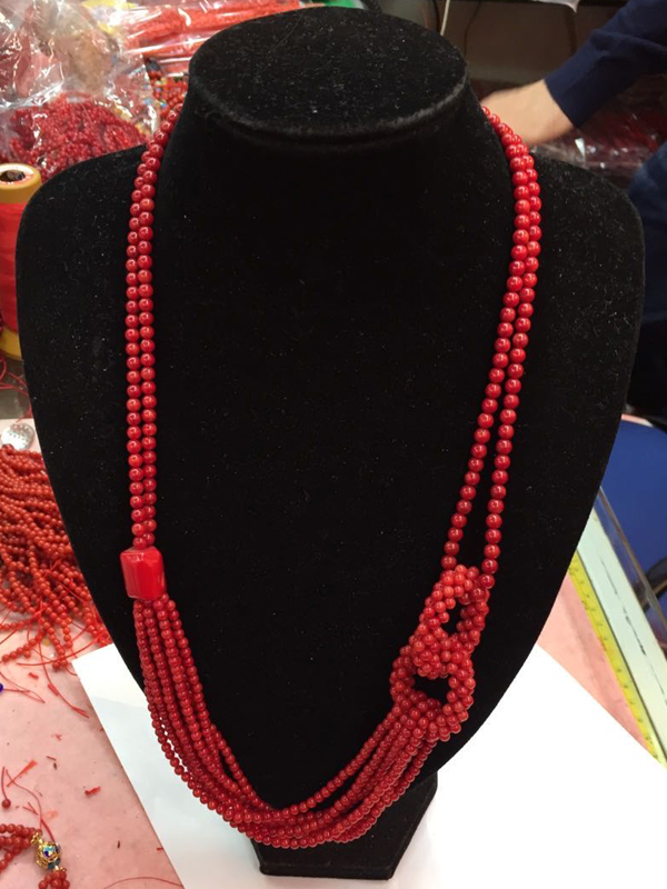 28 inches 3.5-4mm Red Round Coral Beaded Long Chain Braided Necklace
