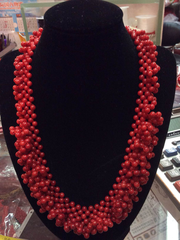 18 inches 3.5-4mm Red Round Chandelier Style Coral Beaded Necklace