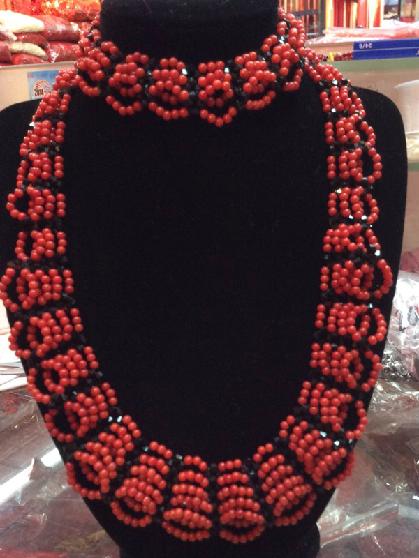 18 inches 3.5-4mm Red Round Multi Rows Necklace and 7.5 inches Bracelet