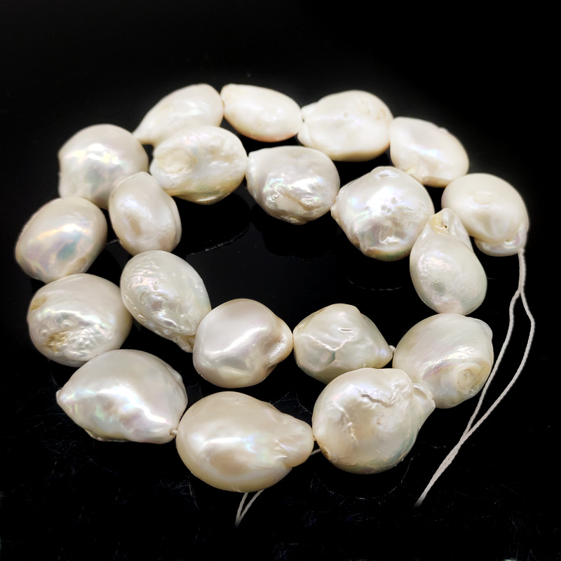 Wholesale 16 inches 16-22mm White Large Thick Coin Pearls Loose Strand