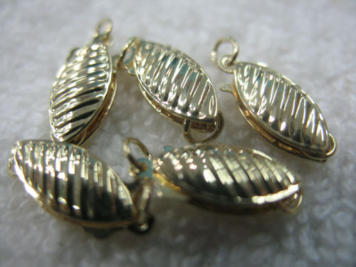 Wholesale 6x16mm Stripe Fish Shaped 14K Solid Yellow Gold Filigree Clasp