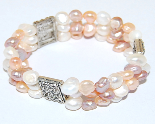 7.5 inches 3 rows 6-7mm White & Pink Nugget Pearl Bracelet