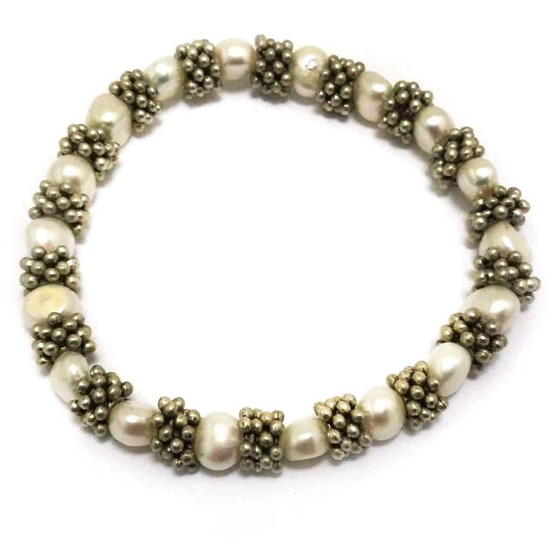 8-9mm Natural White Baroque Pearl Elastic Bracelet