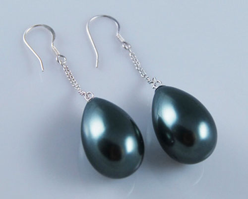 14-19mm Black Raindrop Shell Pearl Earring with 925 Silver Stud