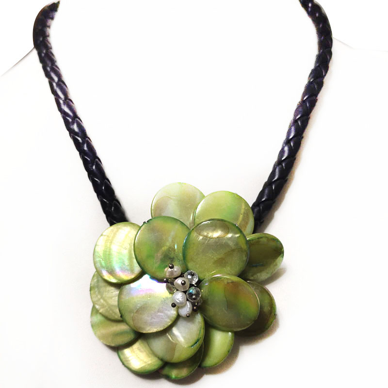 18 inches Natural Leather One Green Shell Flower Necklace