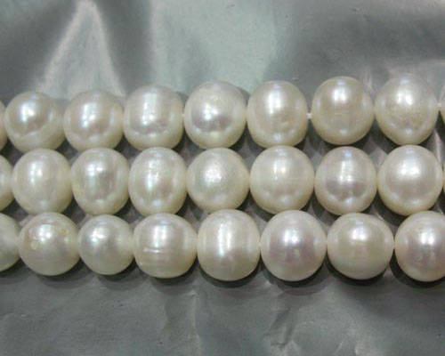 16 inches 8-9mm White Potato Fresh Water Pearls Loose Strand