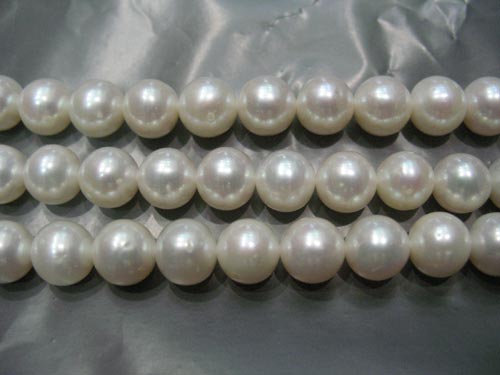 16 inches AA 7-8 mm White Round Fresh Water Pearls Loose Strand