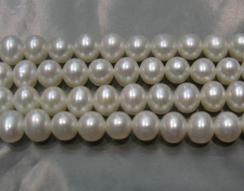 16 inches 4-5mm AA White Round Freshwater Pearls Loose Strand
