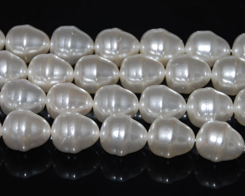 16 inches 17*20mm White Baroque Shell Pearls Loose Strand