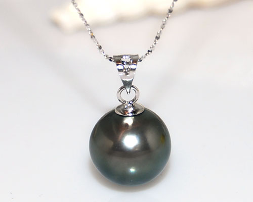 18 inches Genuine Natural Black Round Tahitian Pearl Adjustable Pendant Necklace with 14K Gold Bail and Chain