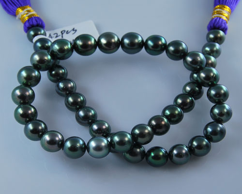 16 inches 8-8.5 mm Peacock Green Tahitian Pearls Loose Strand