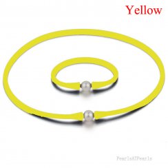 11-12mm Natural Round Pearl Yellow Rubber Silicone Necklace Set