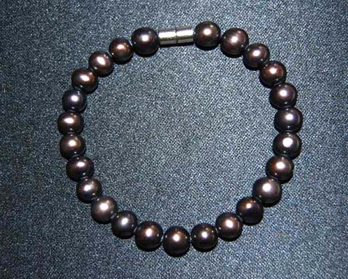 7.5 inches 5-6mm Black Pearl Bracelet with Magnetic Clasp