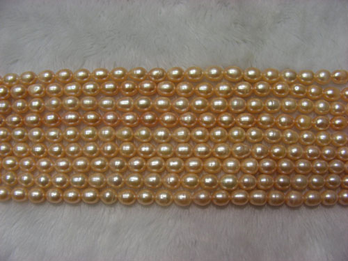 16 inches Natural Pink 7-8 mm Rice Pearls Loose Strand